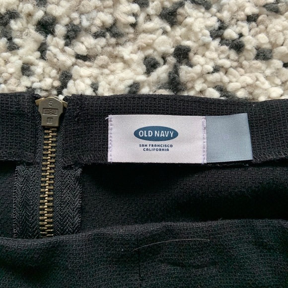 Black skater skirt - Picture 3 of 4